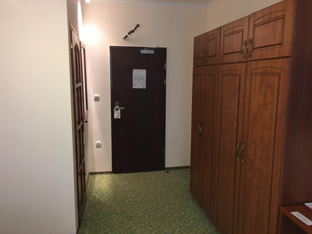 Partium Hotel Szeged Buitenkant foto