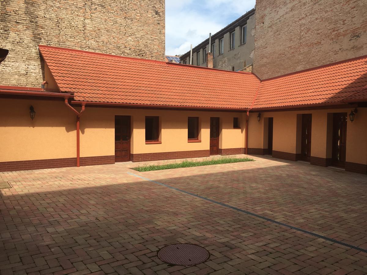 Partium Hotel Szeged Buitenkant foto